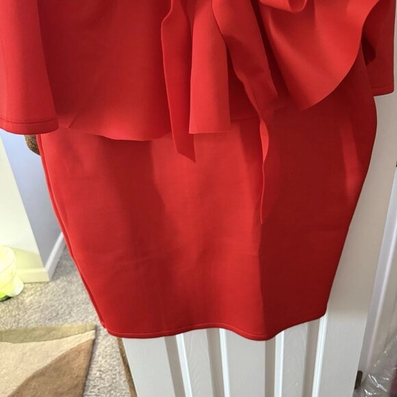 EY Signature Ruffle Shoulder Red Suit w/Peplum Bottom Jacket & Skirt, Plus Sz:2X - Picture 4 of 9